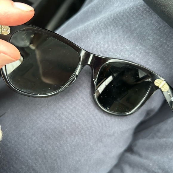 Ray-Ban Classic Wayfarer 54mm Sunglasses - Picture 8 of 11